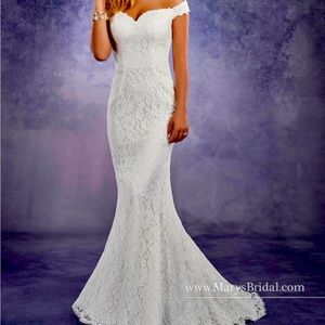 Mary’s bridal wedding dress